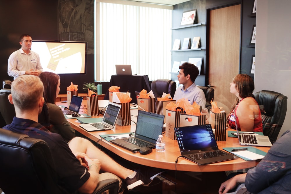 Become A Marketing Associate